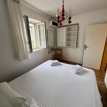 Tudor Nikola Appartement