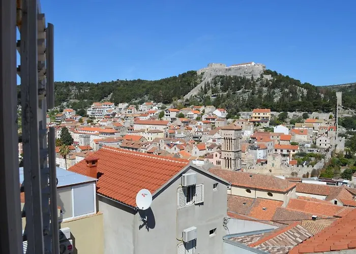 Tudor Nikola Apartman